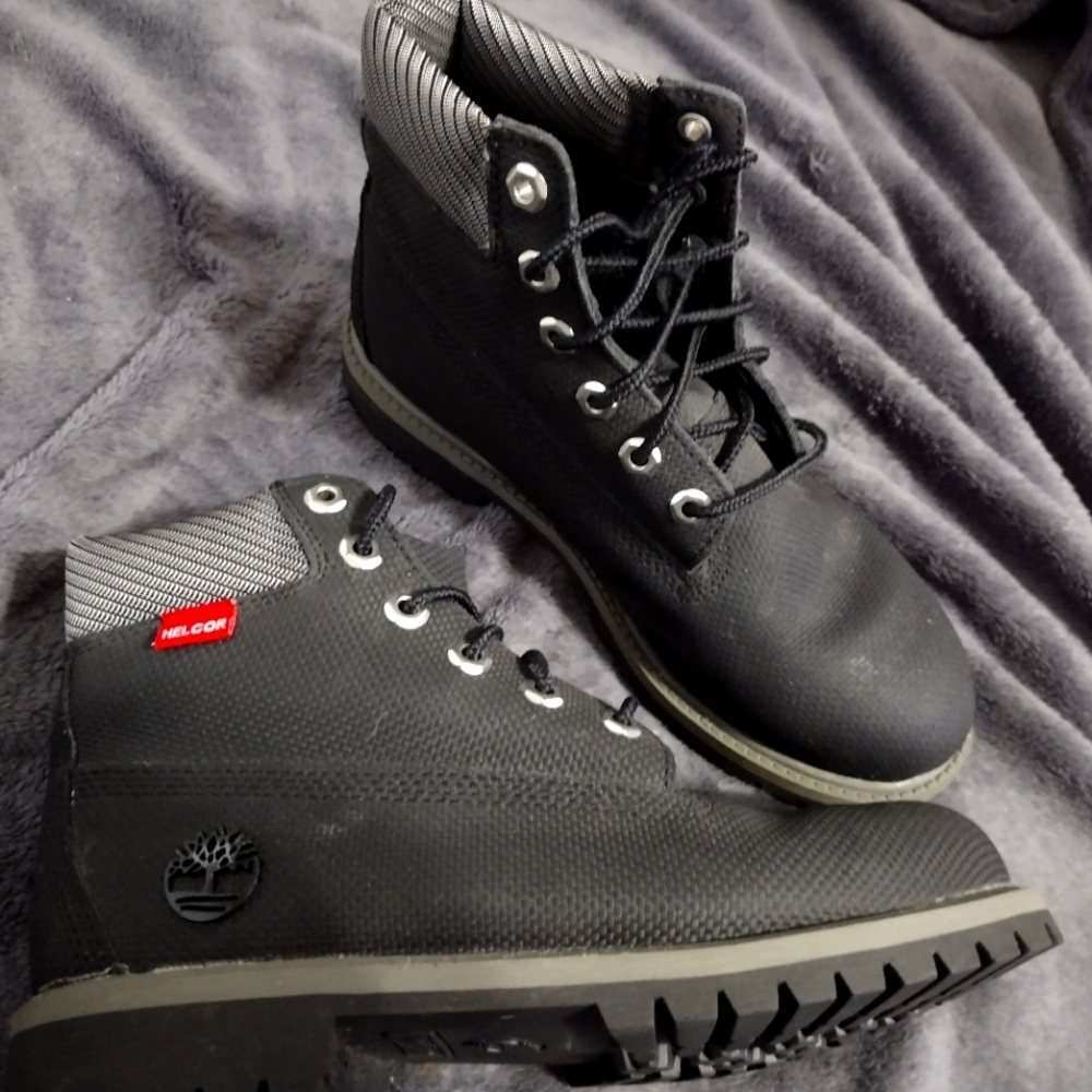 Black Timberlands  size 4.5 youth